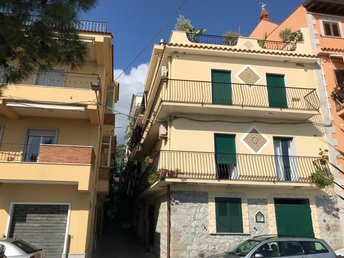 Apartamento Giorgiada Mazzeo Exterior foto