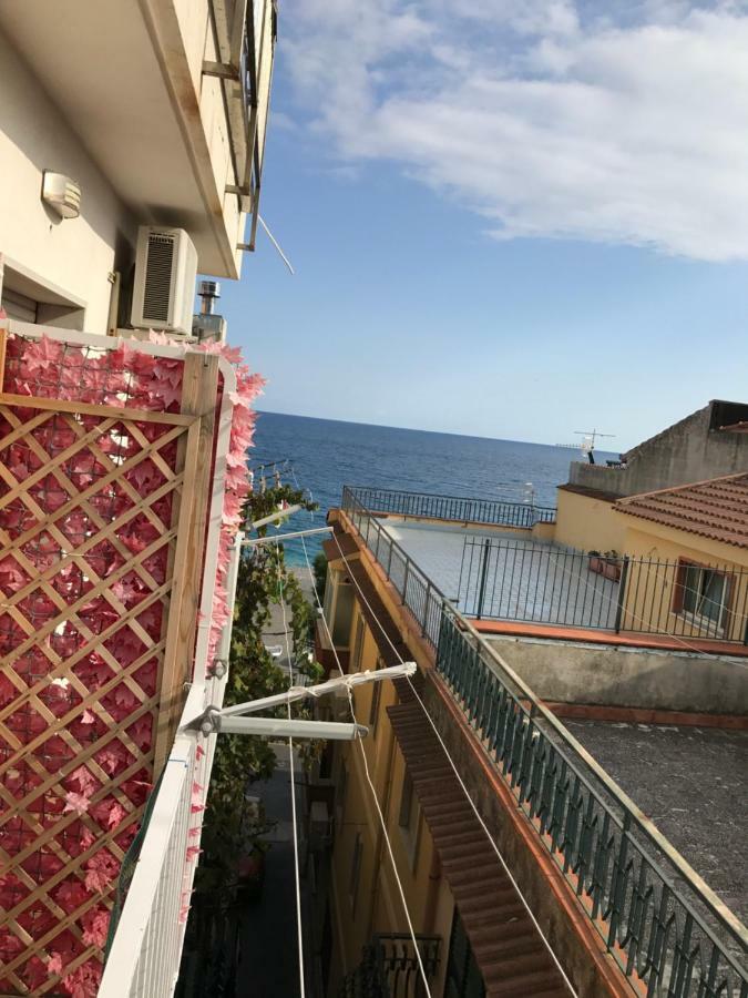 Apartamento Giorgiada Mazzeo Exterior foto